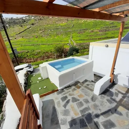 Ifigenia Apartment *