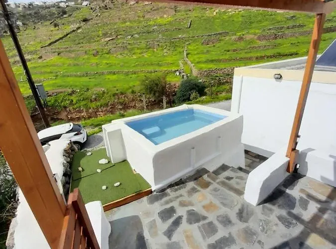 Ifigenia Apartment *