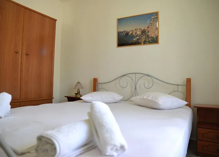 Ifigenia * Ermoupoli