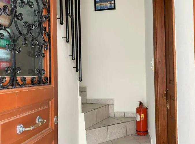 Ifigenia Apartment *